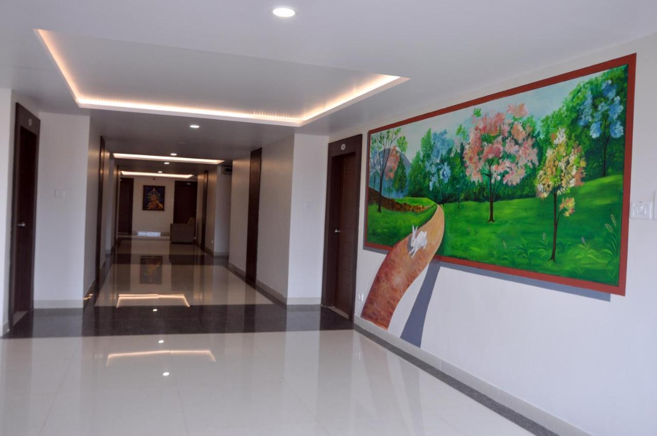 Hotel Ambika International Byndoor Bainduru Exterior photo