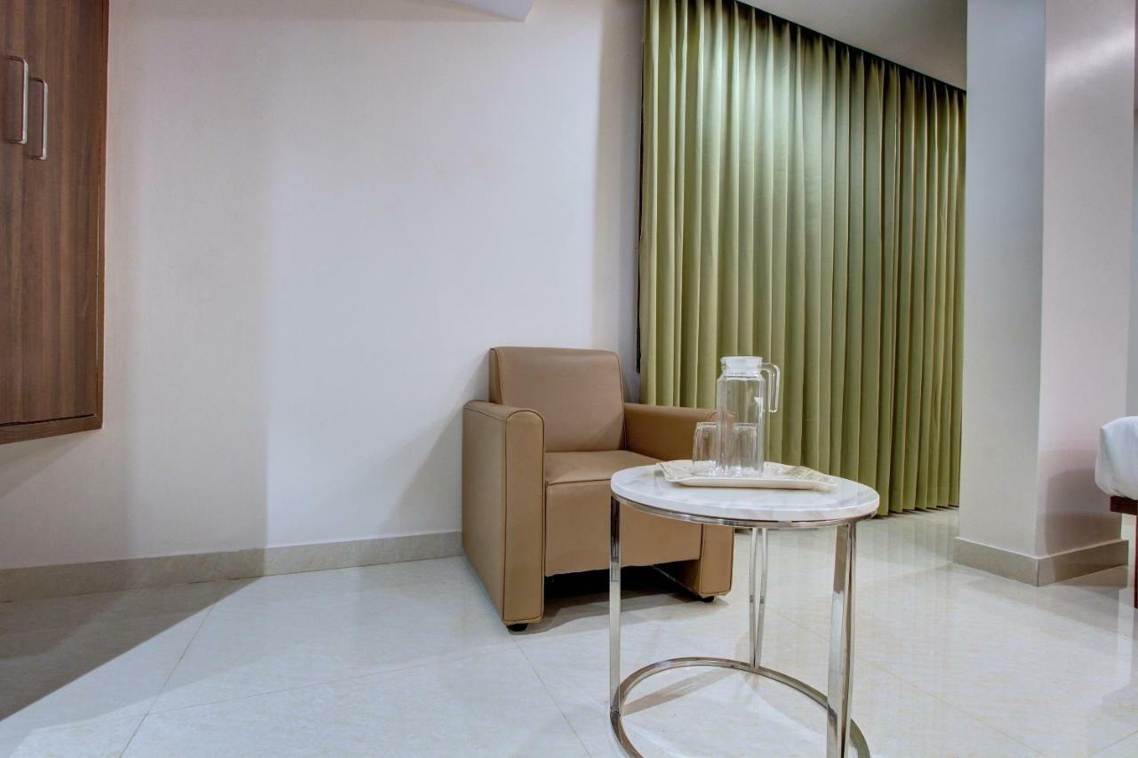 Hotel Ambika International Byndoor Bainduru Exterior photo
